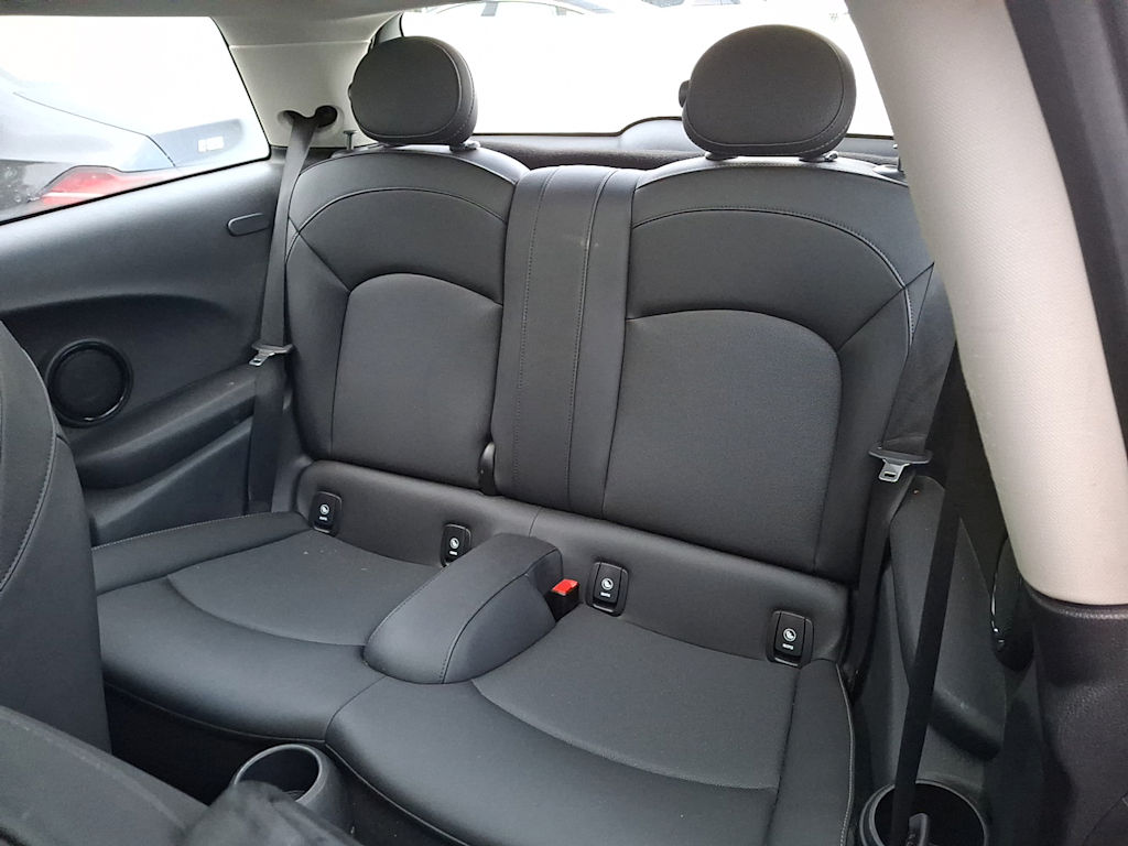 Thumbnail: 2023 MINI Cooper - 9