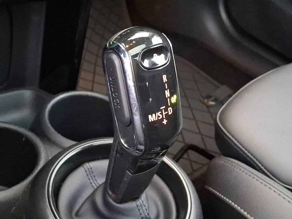 Thumbnail: 2023 MINI Cooper - 11