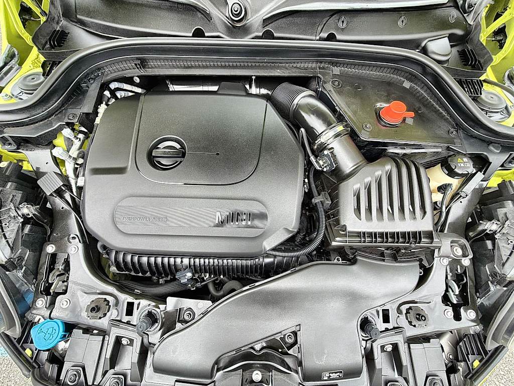 Thumbnail: 2024 MINI Cooper - 8