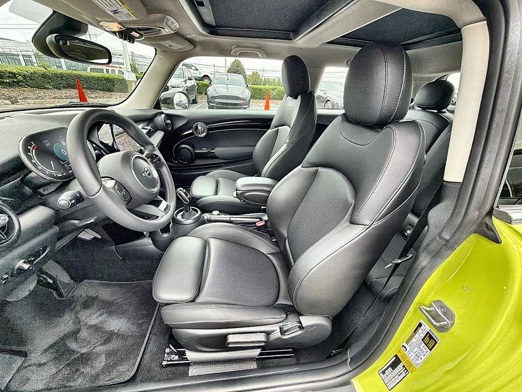 Thumbnail: 2024 MINI Cooper - 11