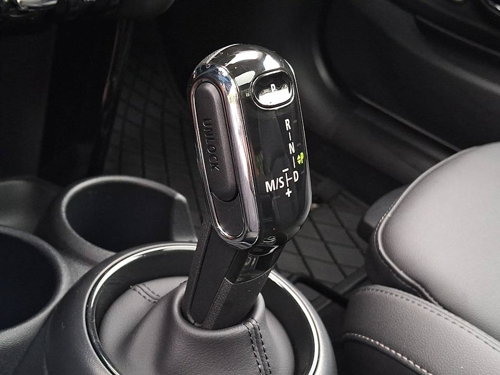 Thumbnail: 2024 MINI Cooper - 11