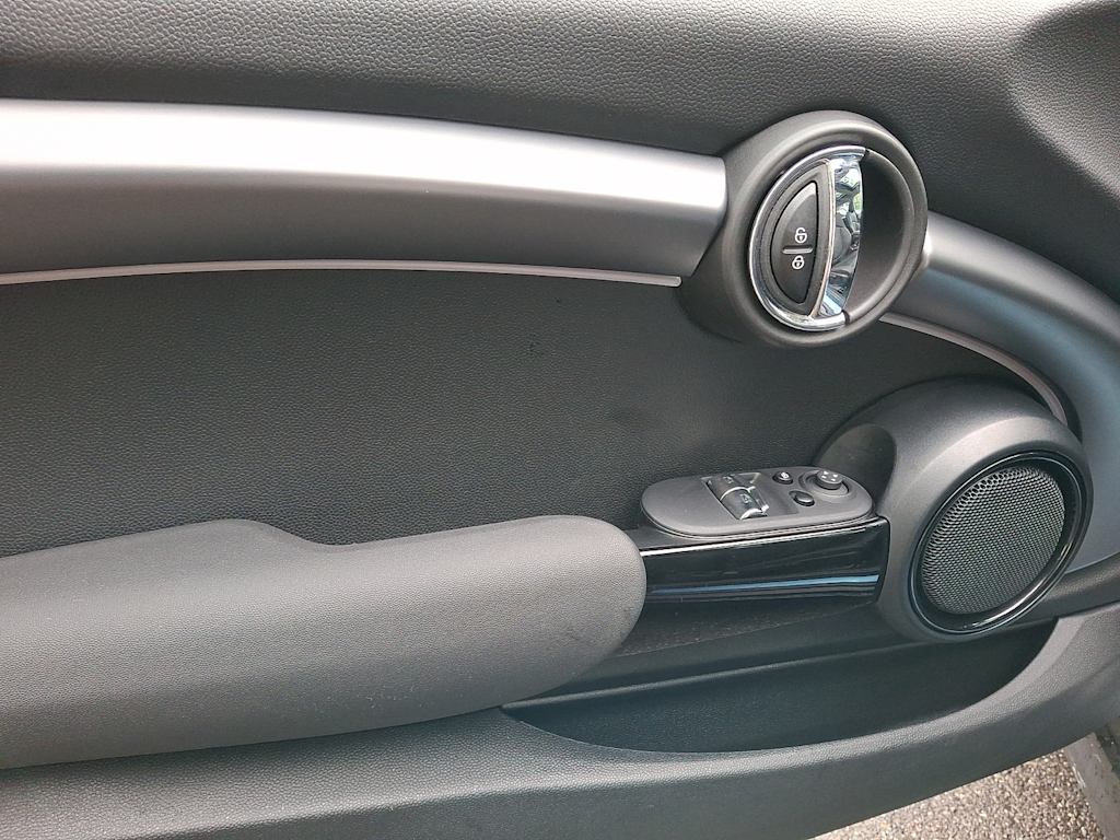 Thumbnail: 2024 MINI Cooper - 17