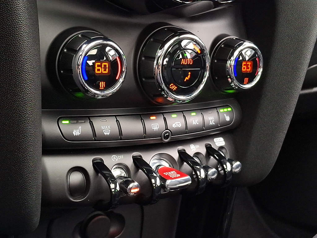 Thumbnail: 2024 MINI Cooper - 18