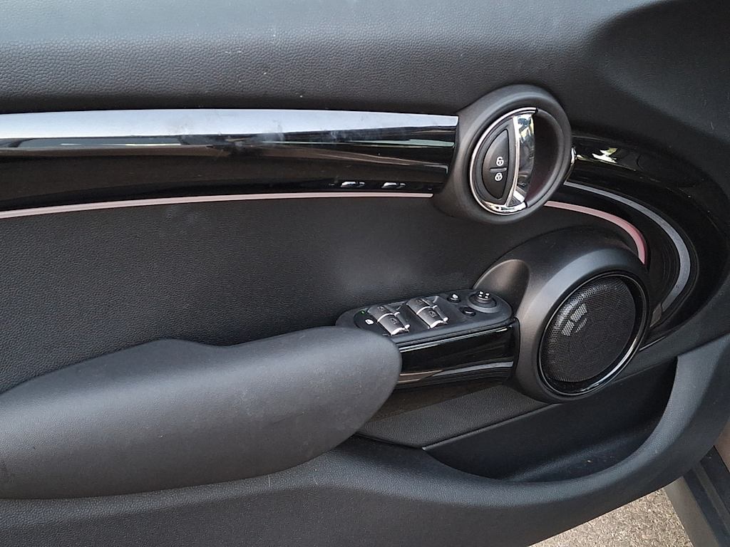 Thumbnail: 2024 MINI Cooper - 17