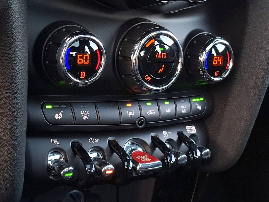 Thumbnail: 2024 MINI Cooper - 19