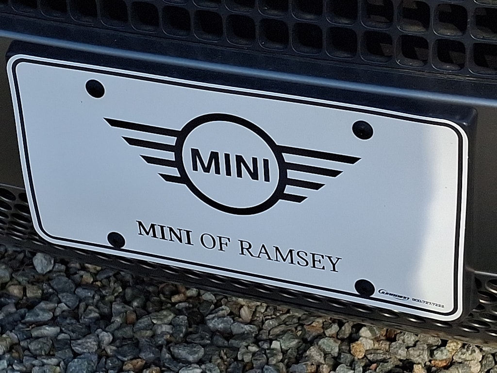 Thumbnail: 2023 MINI Cooper - 13