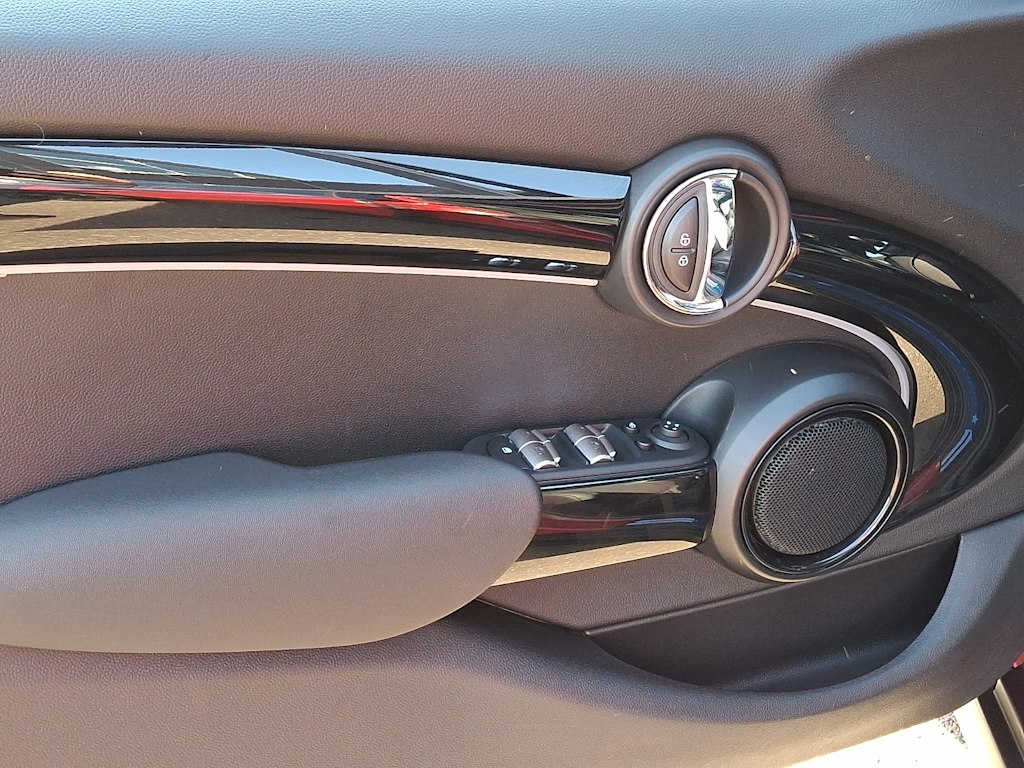 Thumbnail: 2023 MINI Cooper - 16