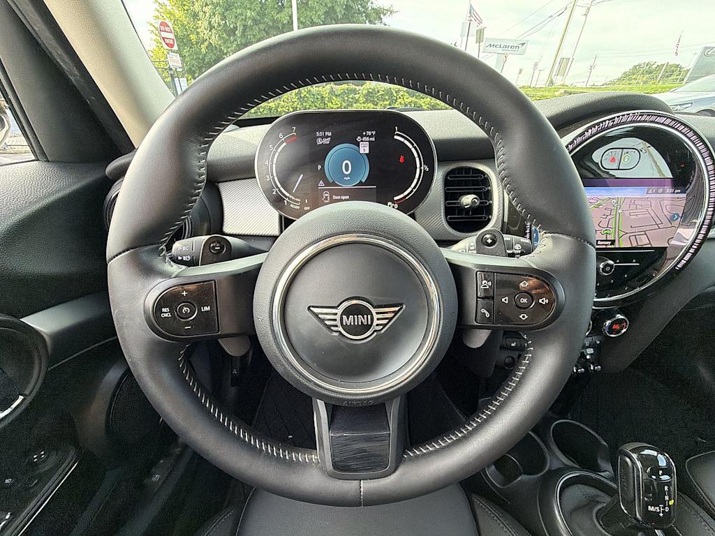 Thumbnail: 2024 MINI Cooper - 10