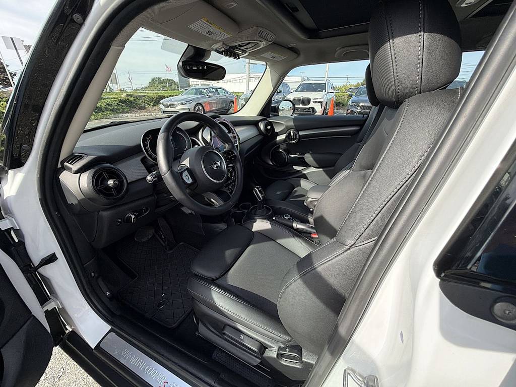 Thumbnail: 2024 MINI Cooper - 24