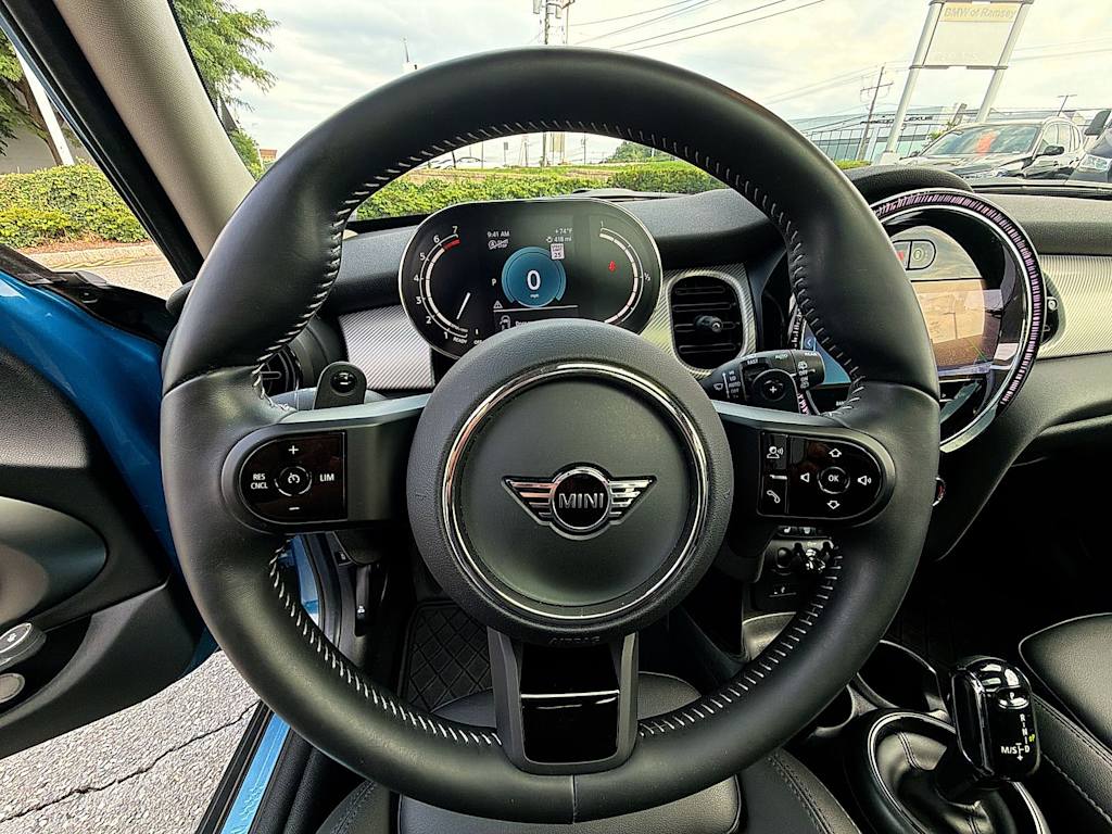 Thumbnail: 2024 MINI Cooper - 10