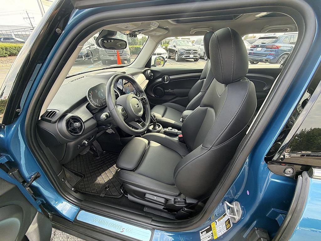 Thumbnail: 2024 MINI Cooper - 7
