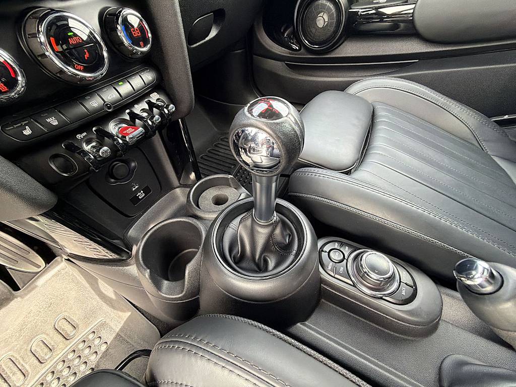 Thumbnail: 2022 MINI Cooper - 15