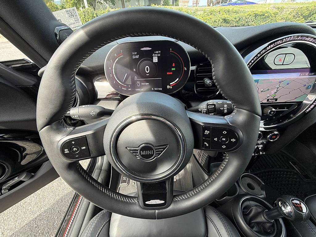 Thumbnail: 2022 MINI Cooper - 10