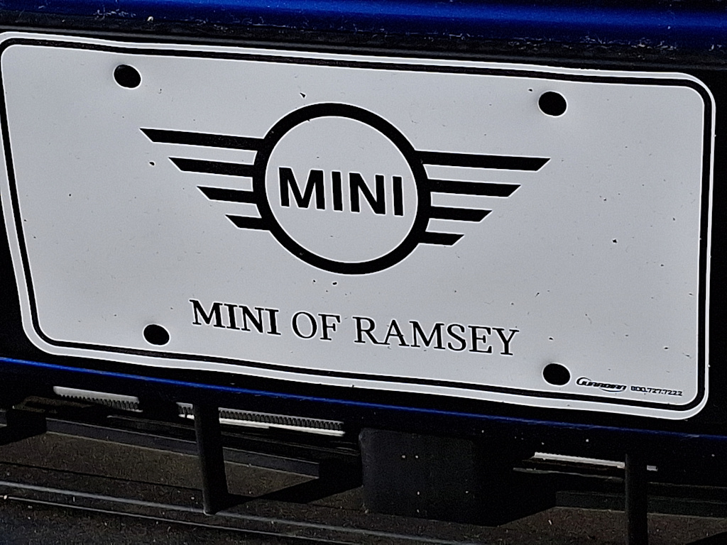 Thumbnail: 2023 MINI Cooper - 30