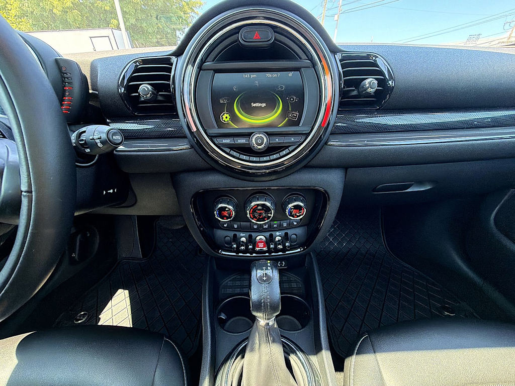 Thumbnail: 2017 MINI Cooper Clubman - 15