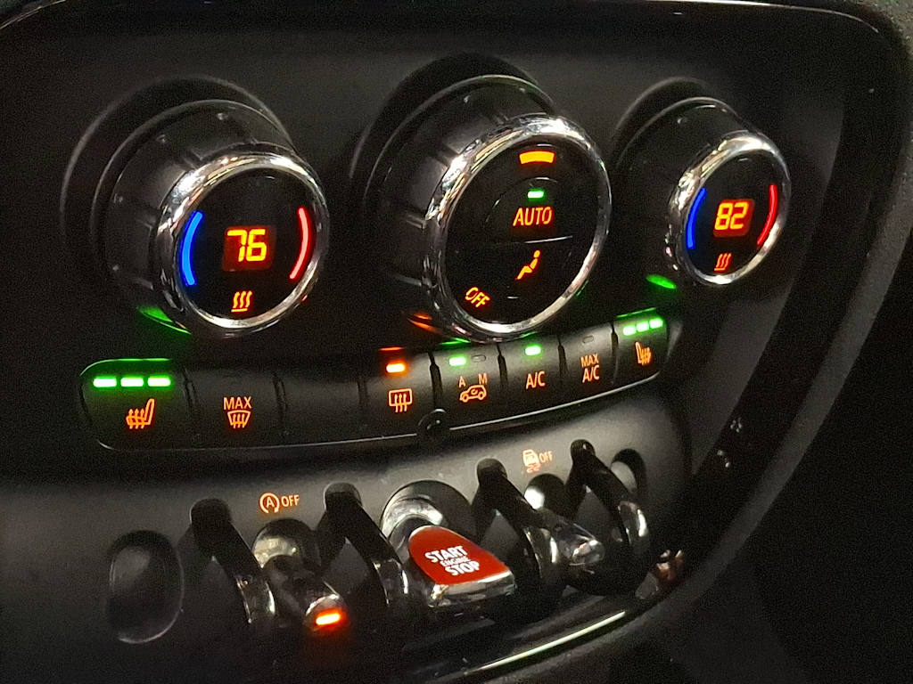 Thumbnail: 2017 MINI Cooper Clubman - 18