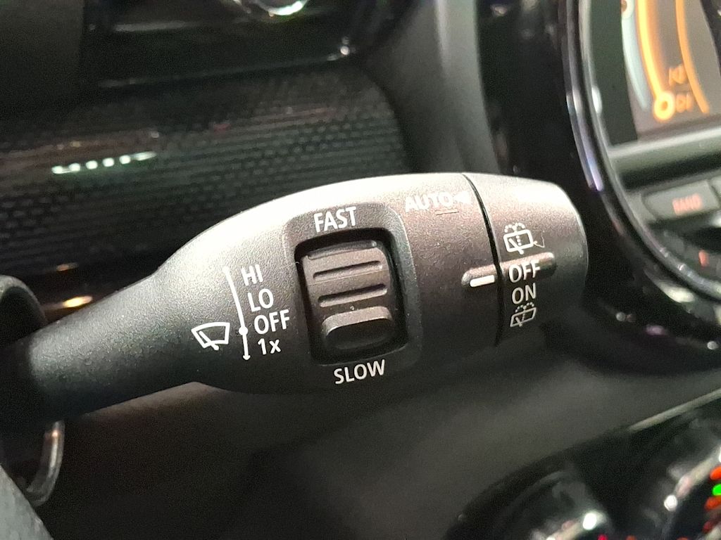 Thumbnail: 2017 MINI Cooper Clubman - 26