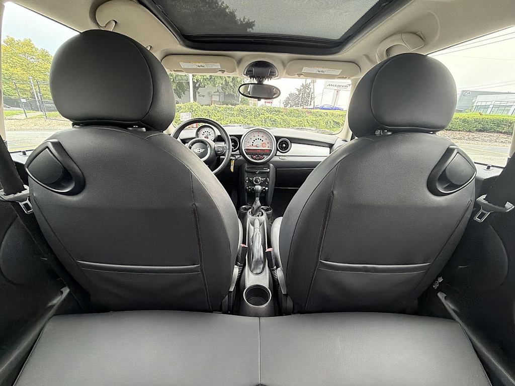 Thumbnail: 2011 MINI Cooper - 28