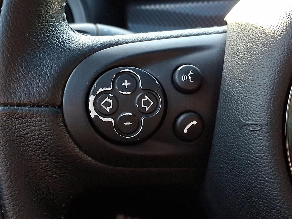 Thumbnail: 2012 MINI Cooper - 20