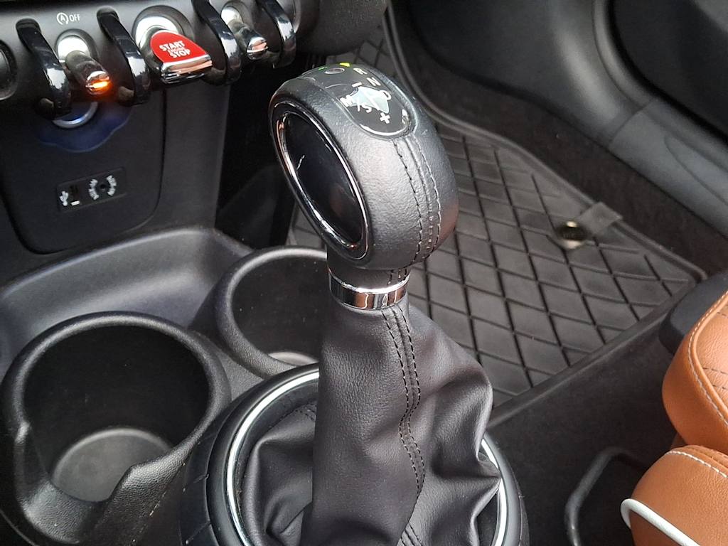 Thumbnail: 2017 MINI Cooper - 11