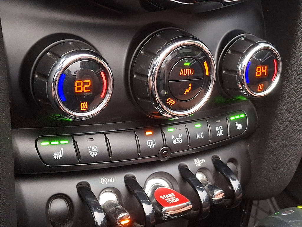 Thumbnail: 2017 MINI Cooper - 19