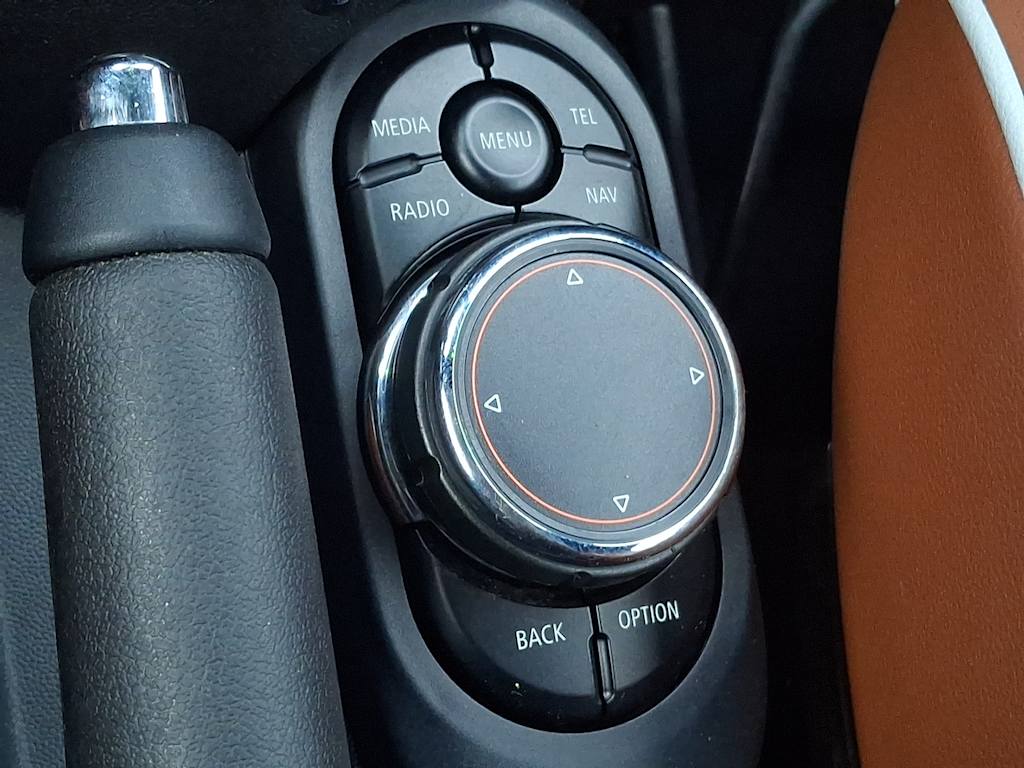 Thumbnail: 2017 MINI Cooper - 24