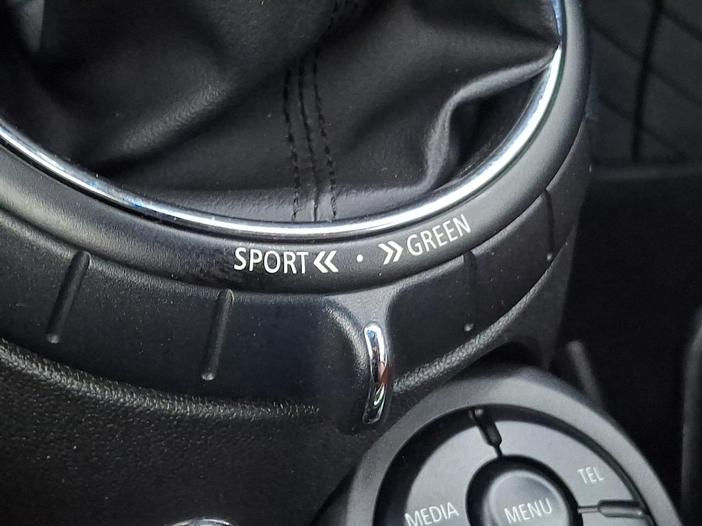 Thumbnail: 2017 MINI Cooper - 25