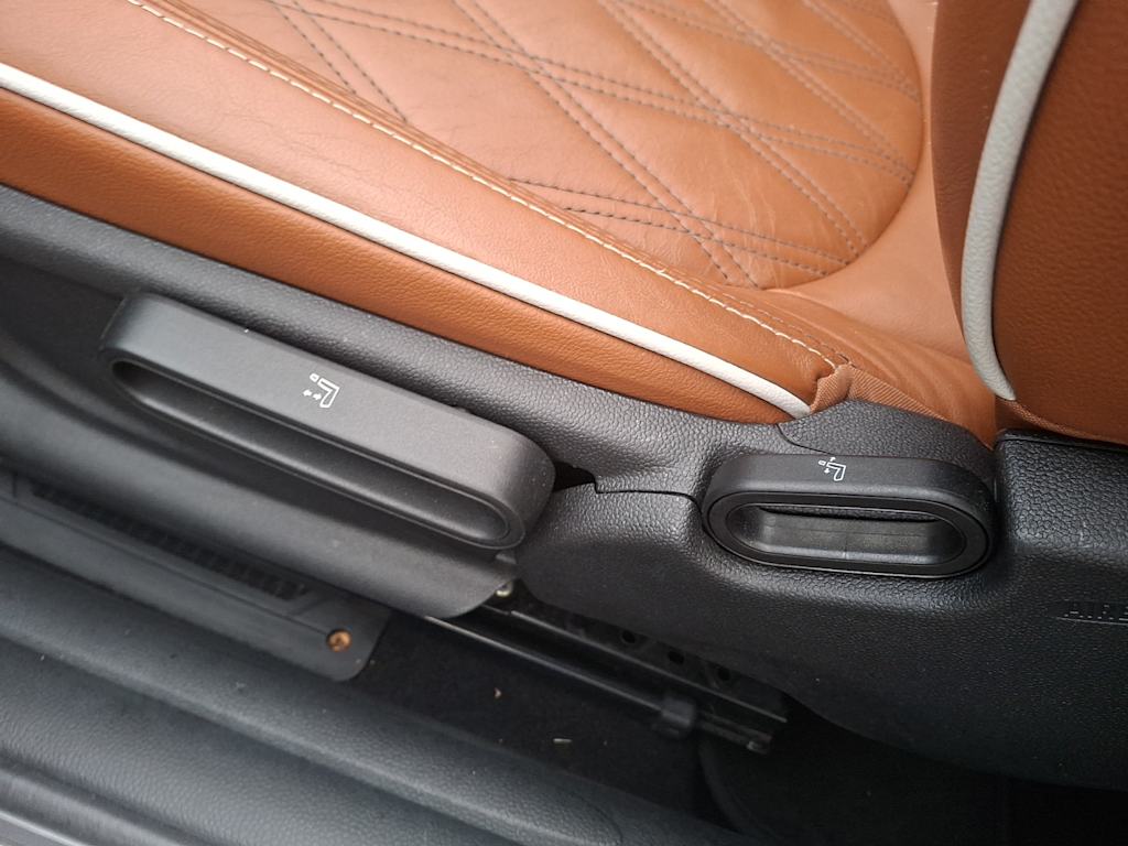 Thumbnail: 2017 MINI Cooper - 18