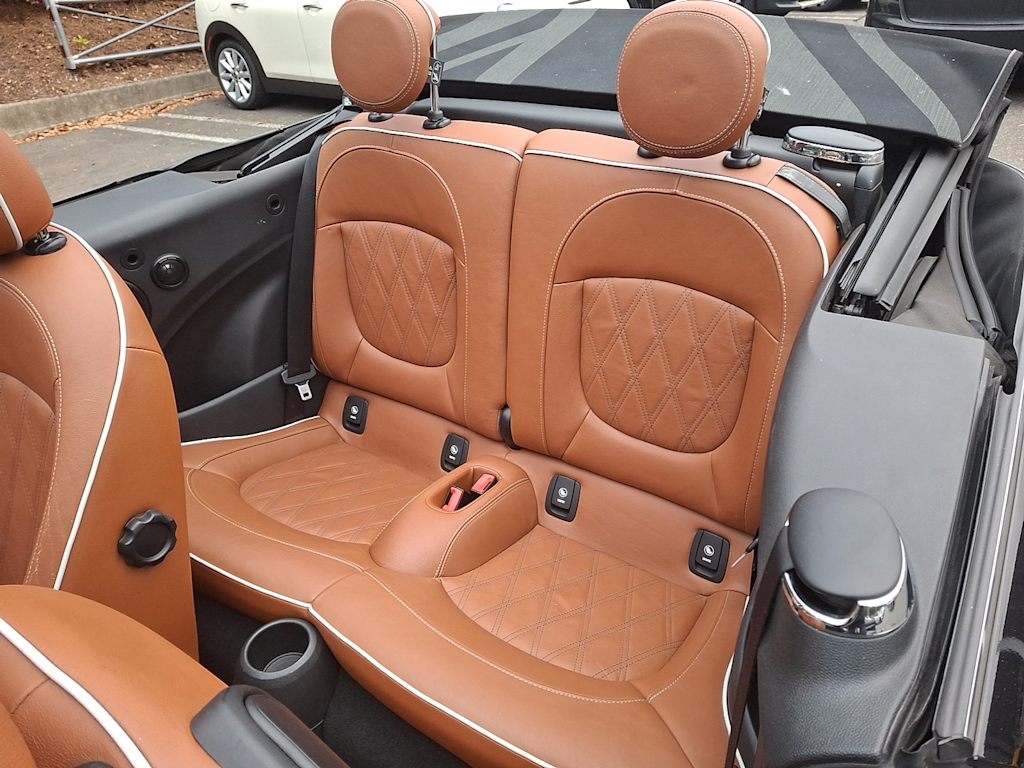 Thumbnail: 2017 MINI Cooper - 9