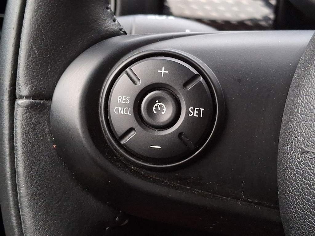 Thumbnail: 2017 MINI Cooper - 22