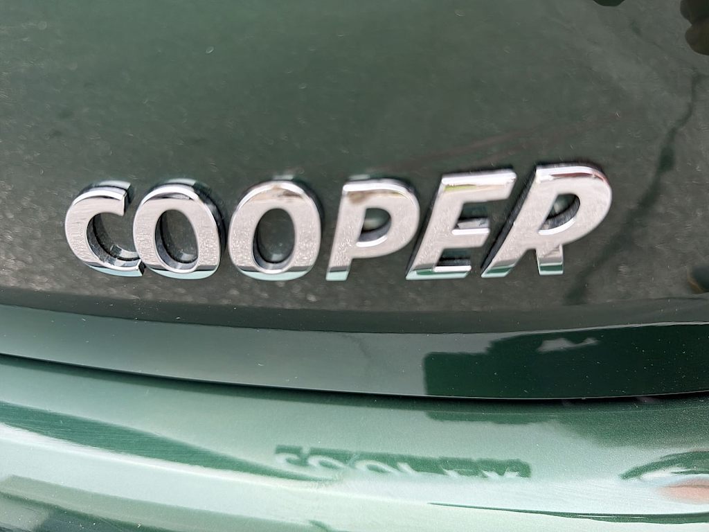 Thumbnail: 2015 MINI Cooper - 7