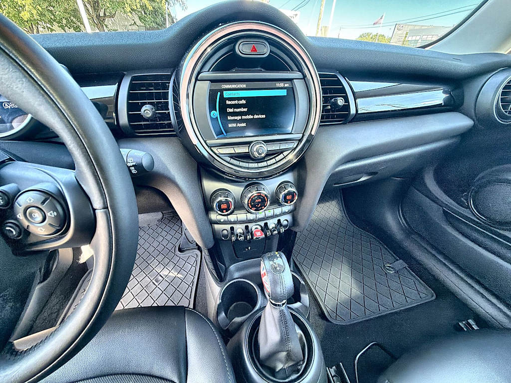 Thumbnail: 2019 MINI Cooper - 14