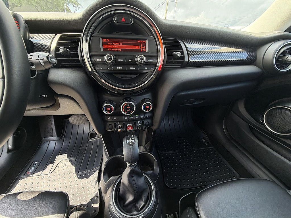Thumbnail: 2015 MINI Cooper - 14