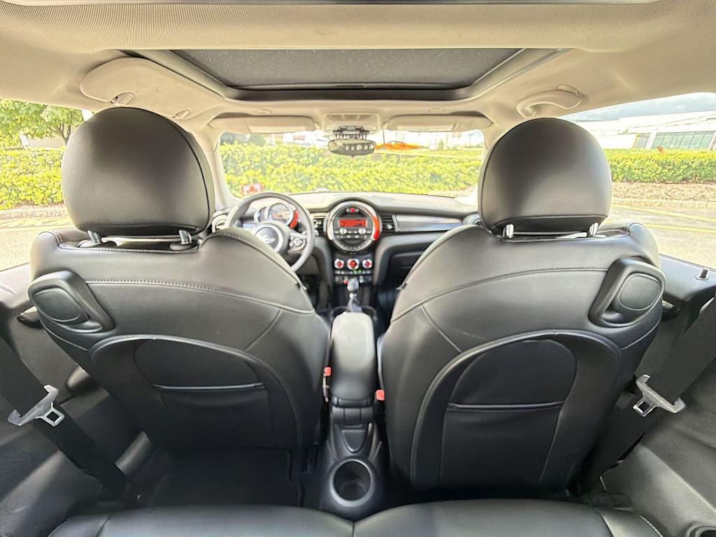 Thumbnail: 2015 MINI Cooper - 13