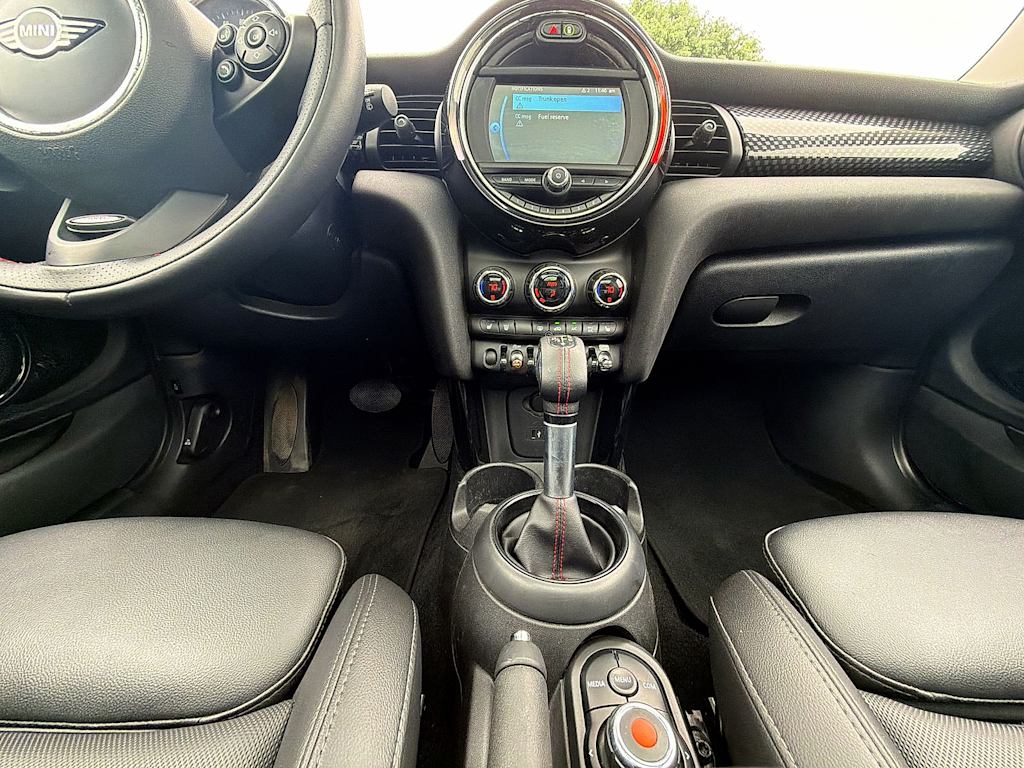 Thumbnail: 2019 MINI Cooper - 14