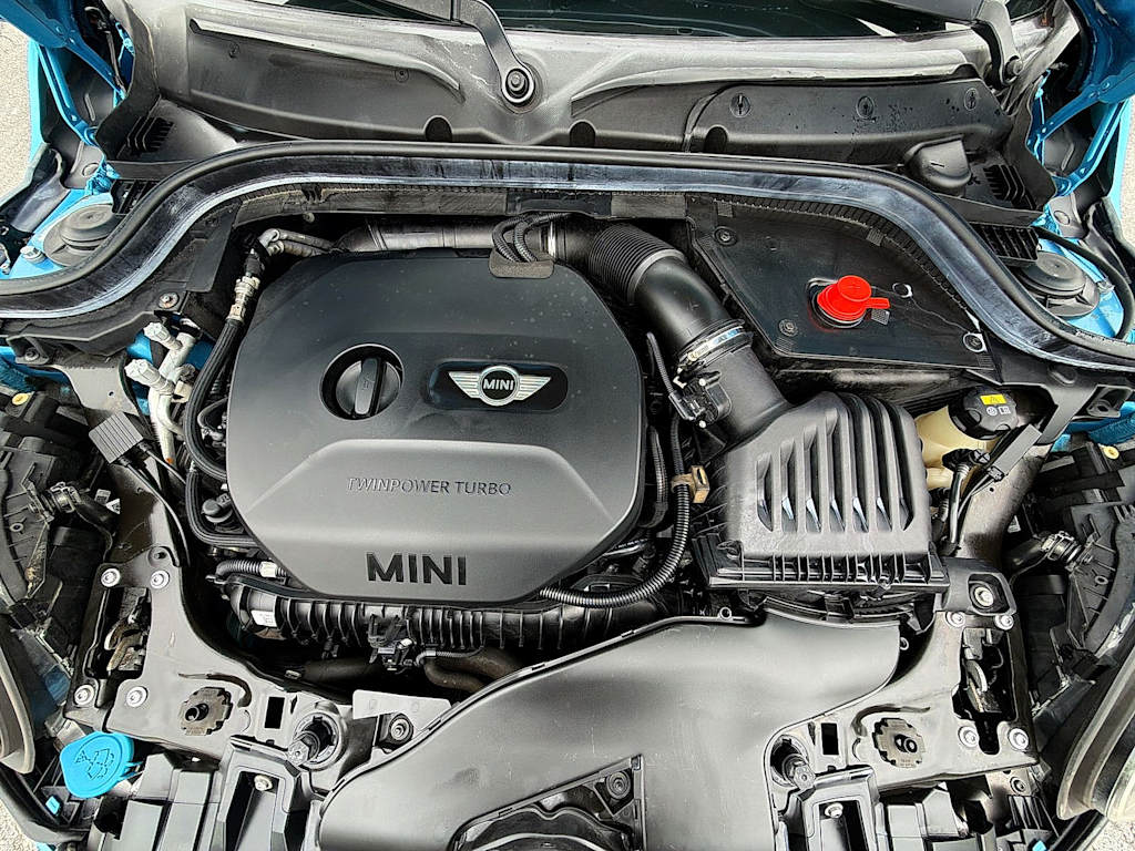Thumbnail: 2019 MINI Cooper - 9
