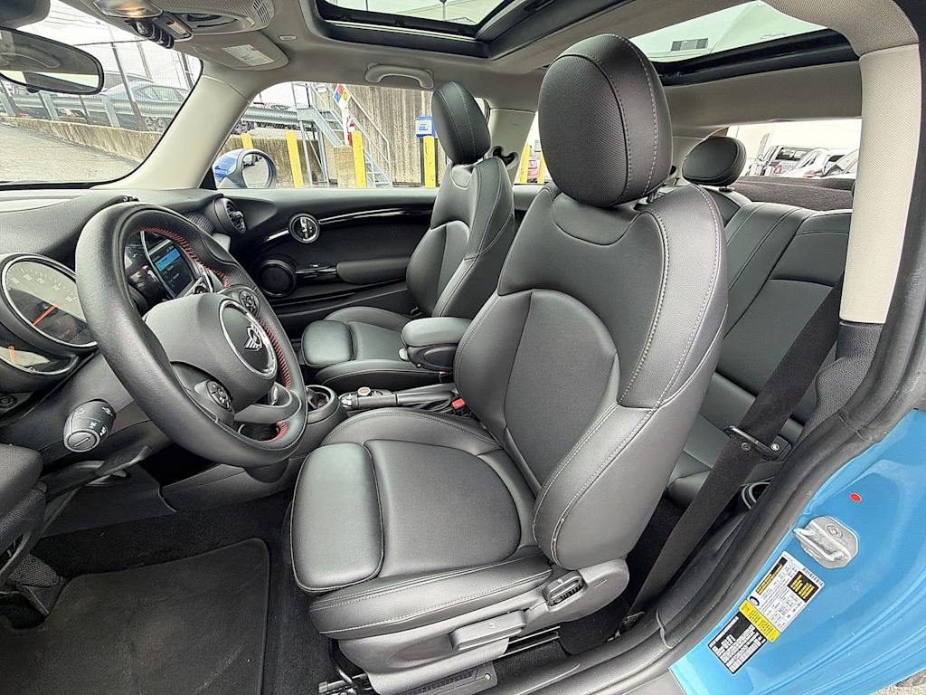 Thumbnail: 2019 MINI Cooper - 12