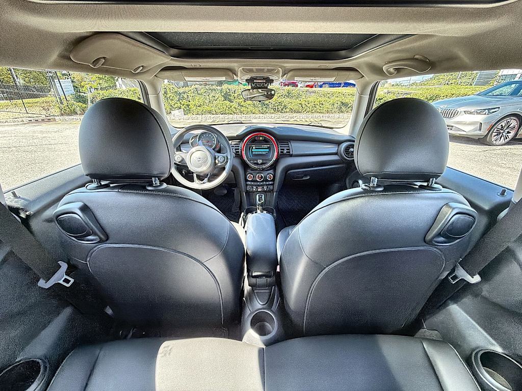 Thumbnail: 2020 MINI Cooper - 13