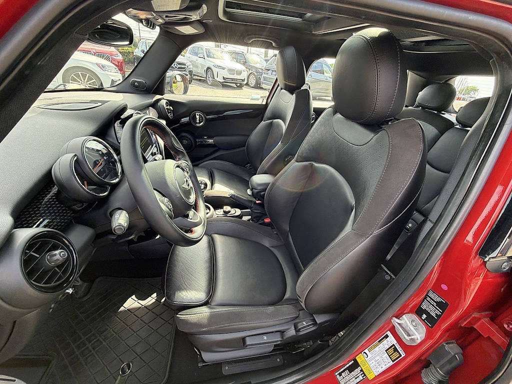 Thumbnail: 2018 MINI Cooper - 12
