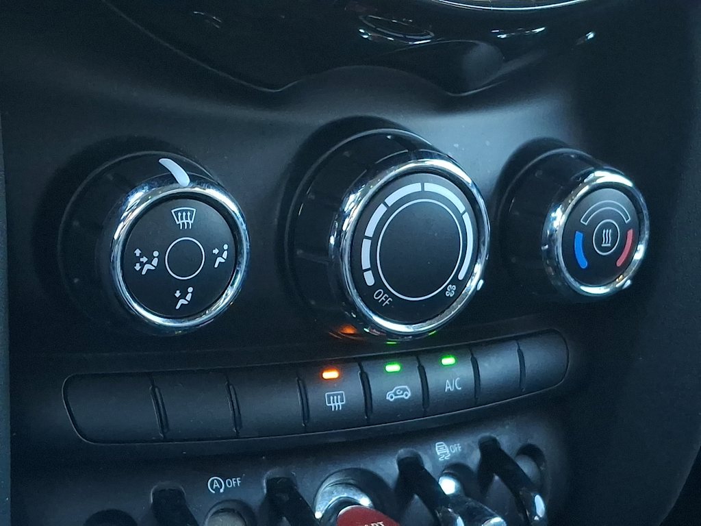 Thumbnail: 2020 MINI Cooper - 16