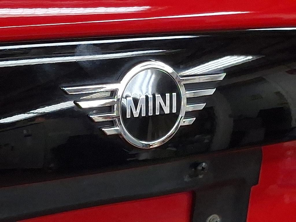 Thumbnail: 2021 MINI Cooper - 30