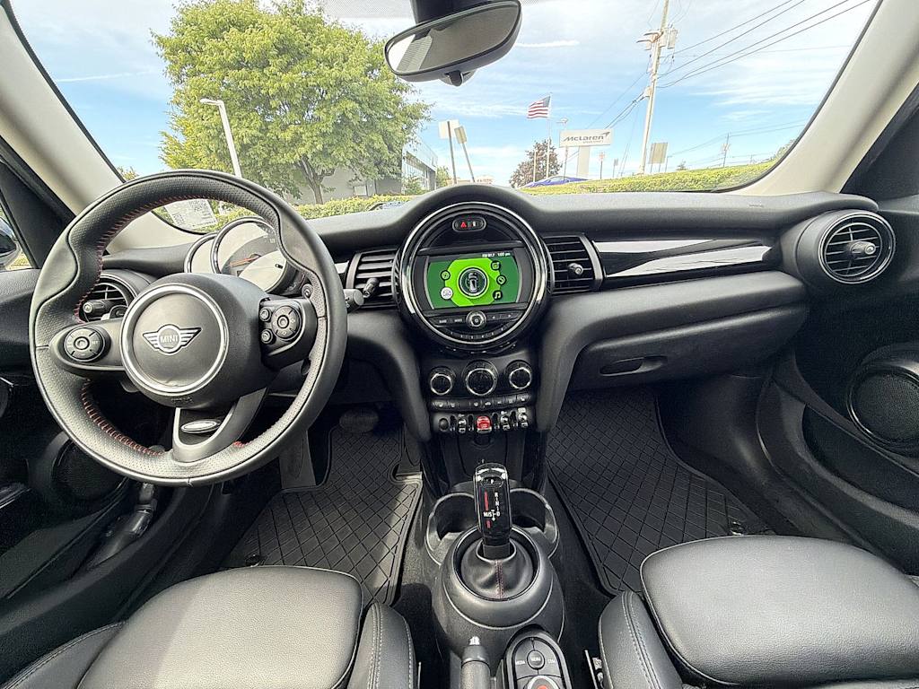 Thumbnail: 2020 MINI Cooper - 2