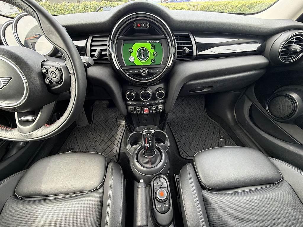 Thumbnail: 2020 MINI Cooper - 14