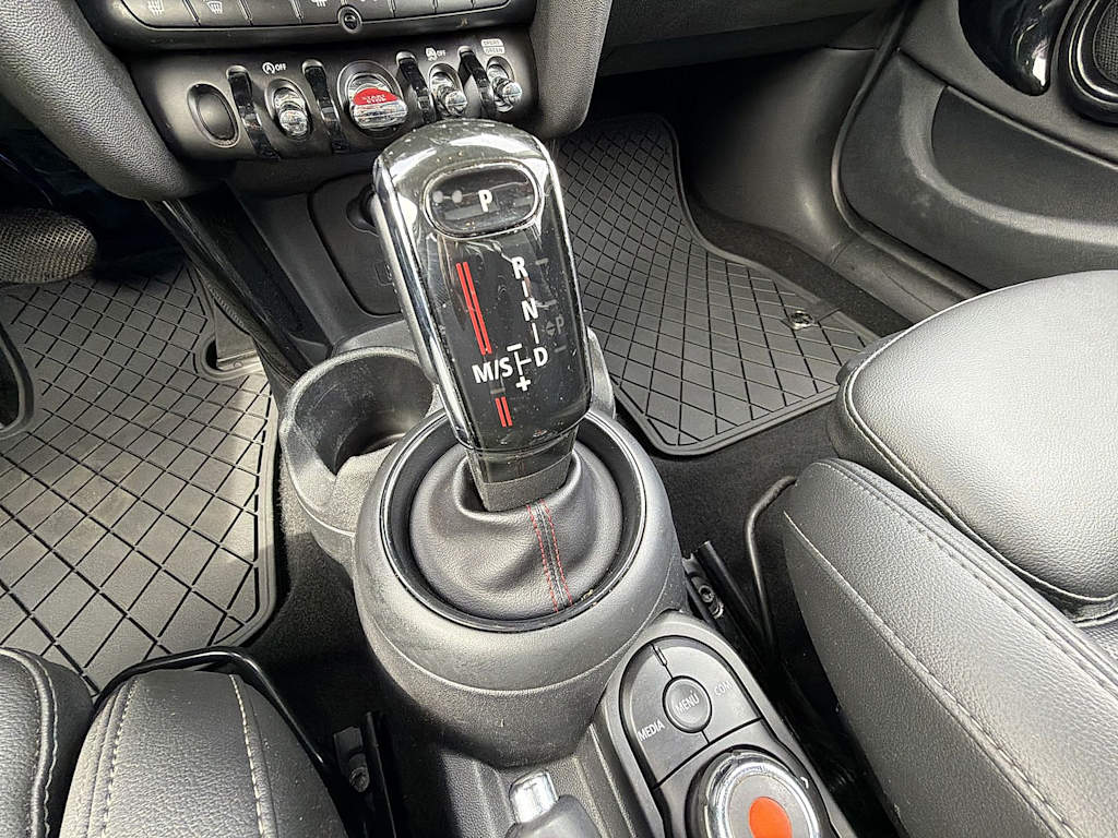 Thumbnail: 2020 MINI Cooper - 16