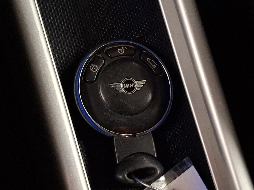 Thumbnail: 2016 MINI Cooper Countryman - 20