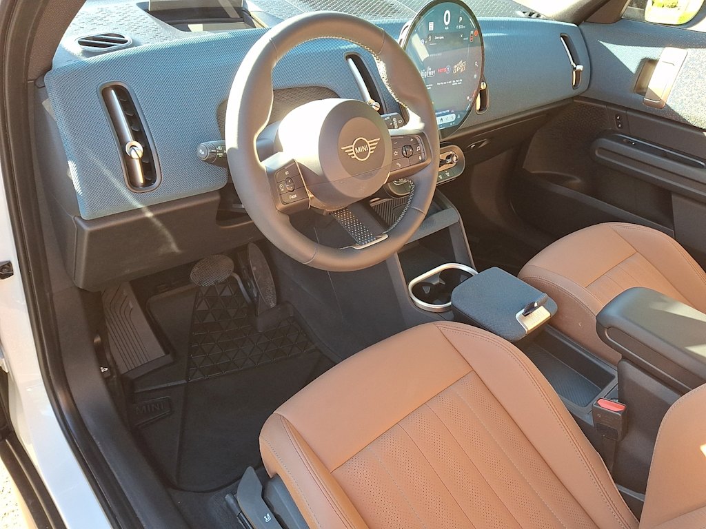 Thumbnail: 2025 MINI Cooper Countryman - 2