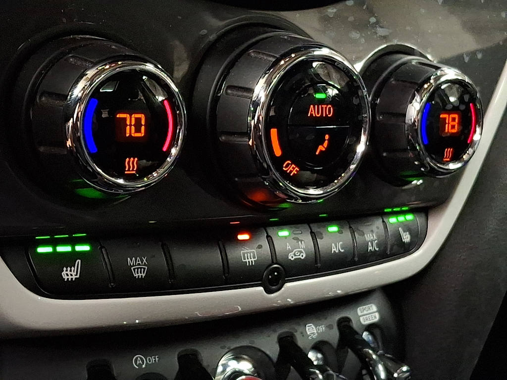 Thumbnail: 2018 MINI Cooper Countryman - 18