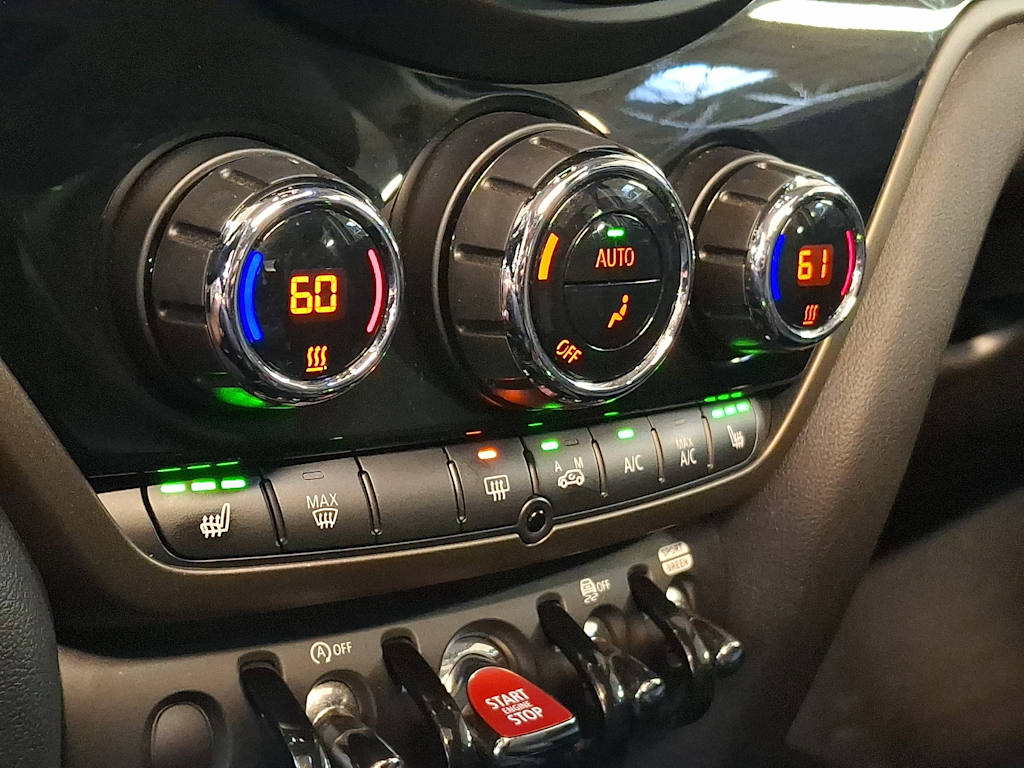 Thumbnail: 2019 MINI Cooper Countryman - 17