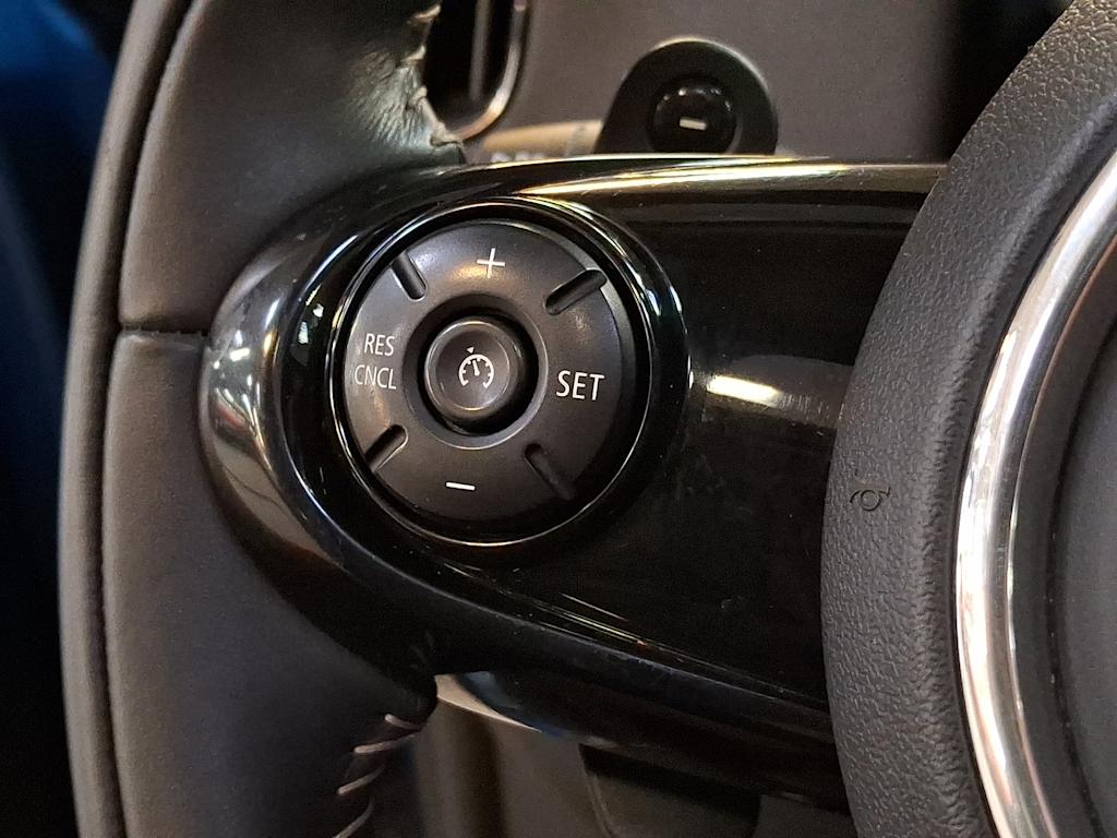 Thumbnail: 2019 MINI Cooper Countryman - 19