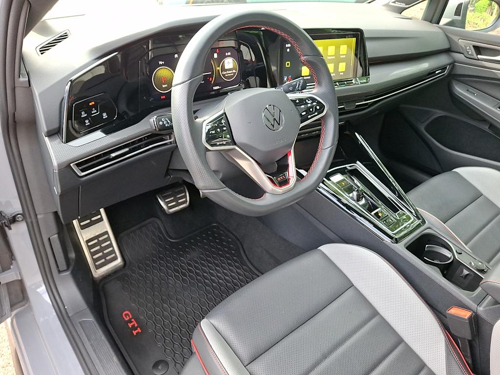 Thumbnail: 2024 Volkswagen Golf - 2